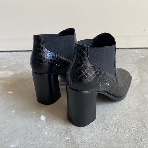 Via Spiga Black Croc Leather Ankle Boots - Picture 9 of 9